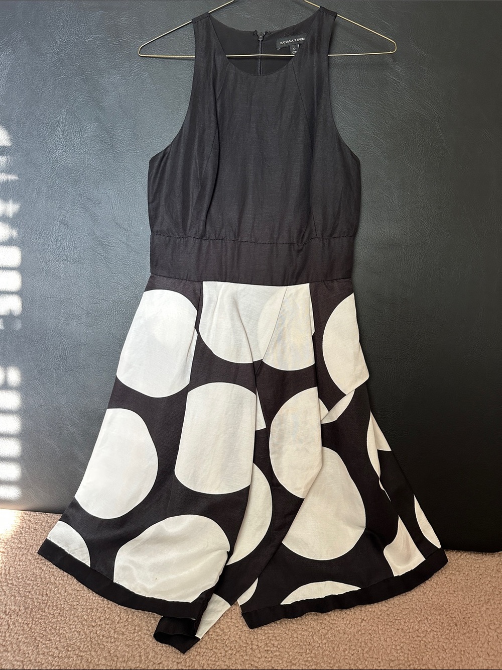 Black and White Banana Republic Dress